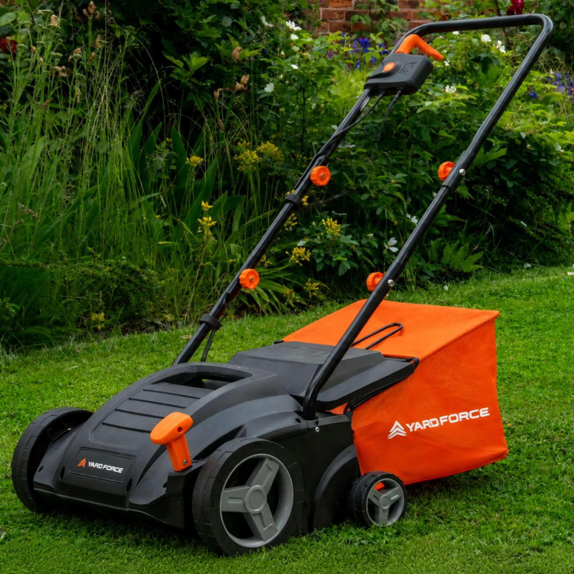 Yard Force 1500W 2-in-1 Electric Lawn Scarifier and Aerator