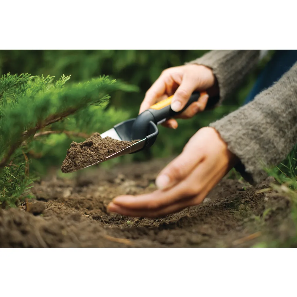 Fiskars Premium Planters Trowel