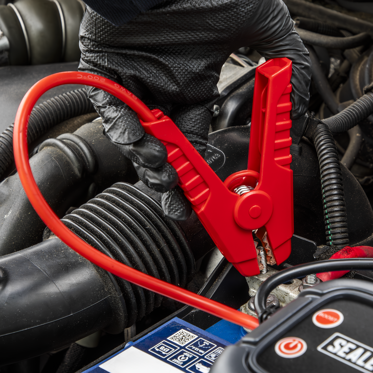 RoadStart 12V Jump Starter Power Pack 2000A