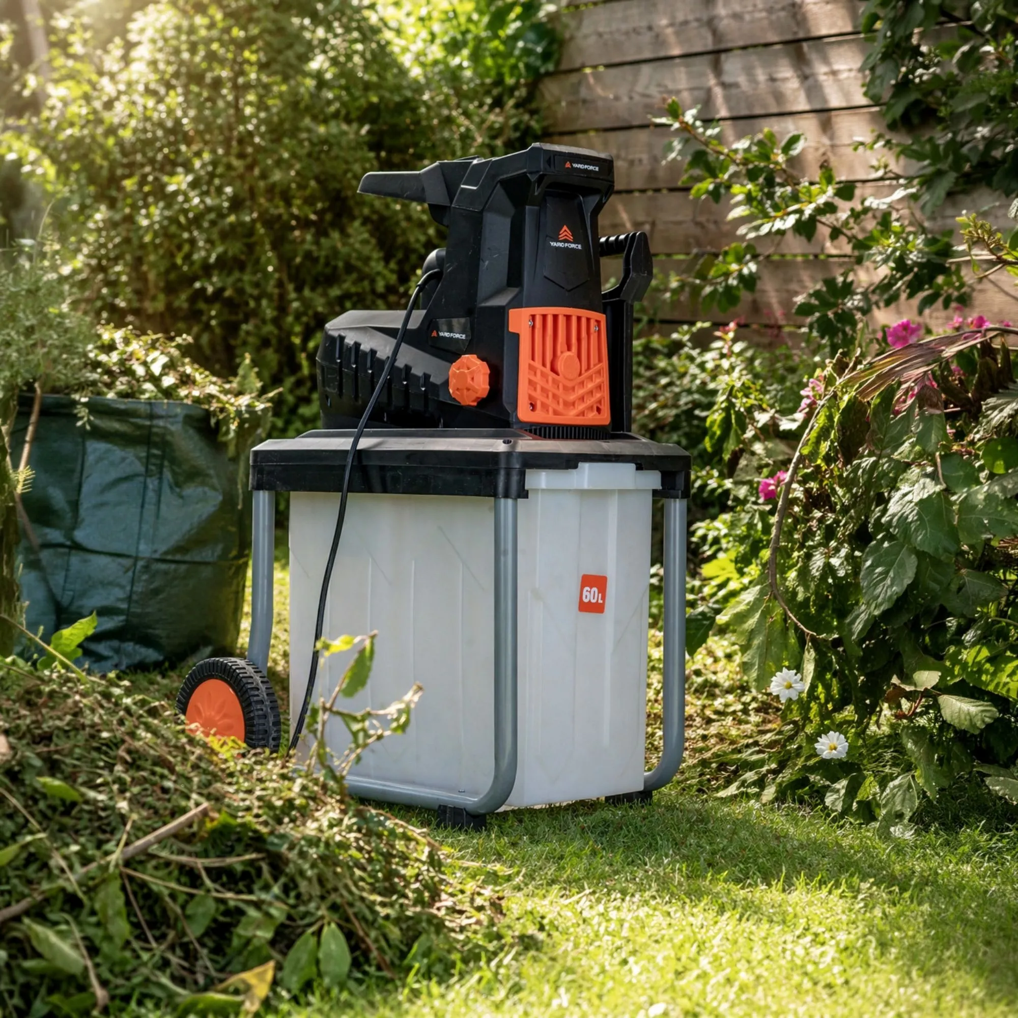 Yard Force 2800W Electric Quiet Garden Shredder