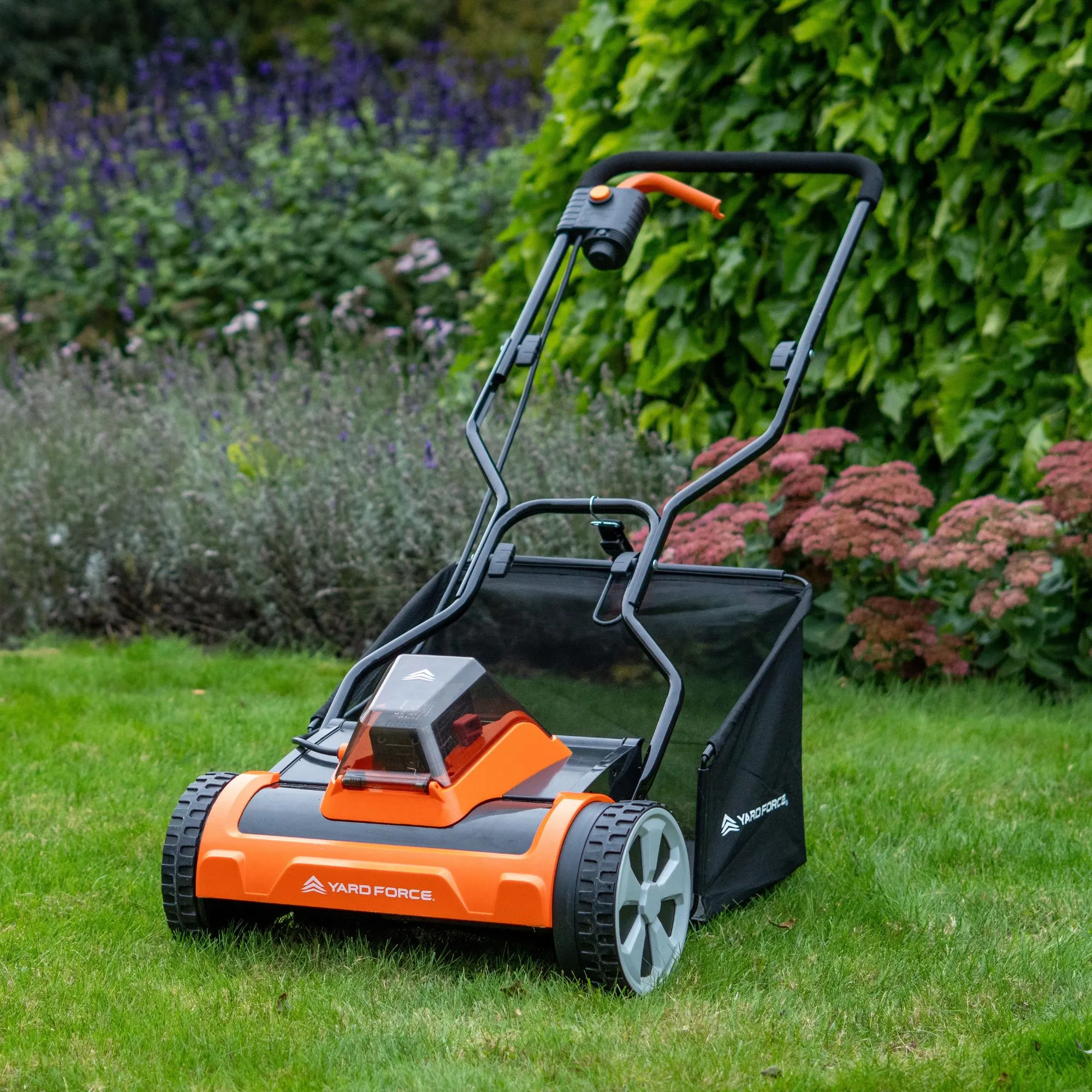 Yard Force 20V 38cm Cylinder Cordless Lawnmower