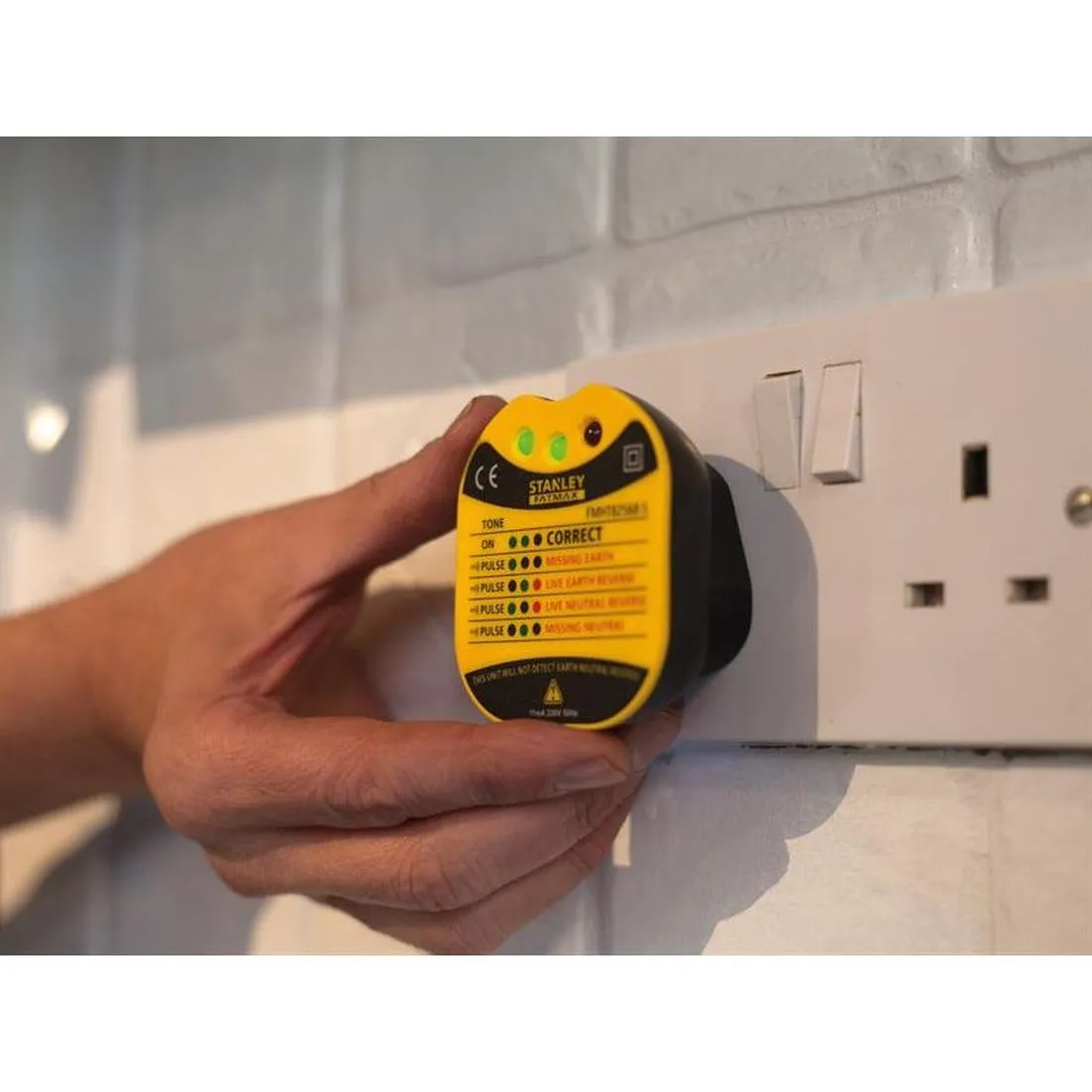 STANLEY FatMax UK Wall Plug Tester