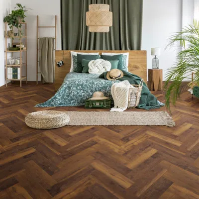 Chesterfield Oak Effect Herringbone Laminate Flooring 0.87m²