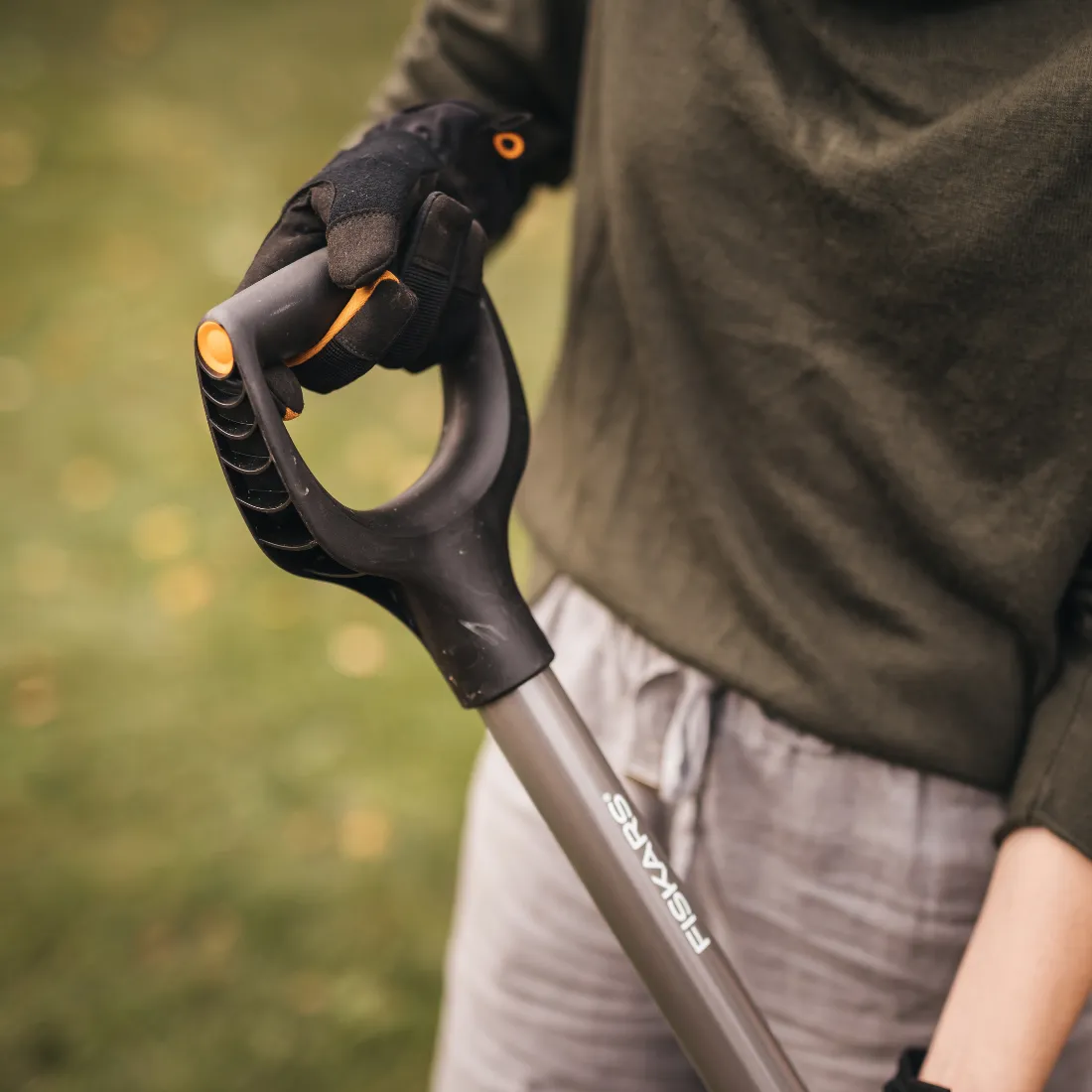 Fiskars Ergonomic Rounded Spade