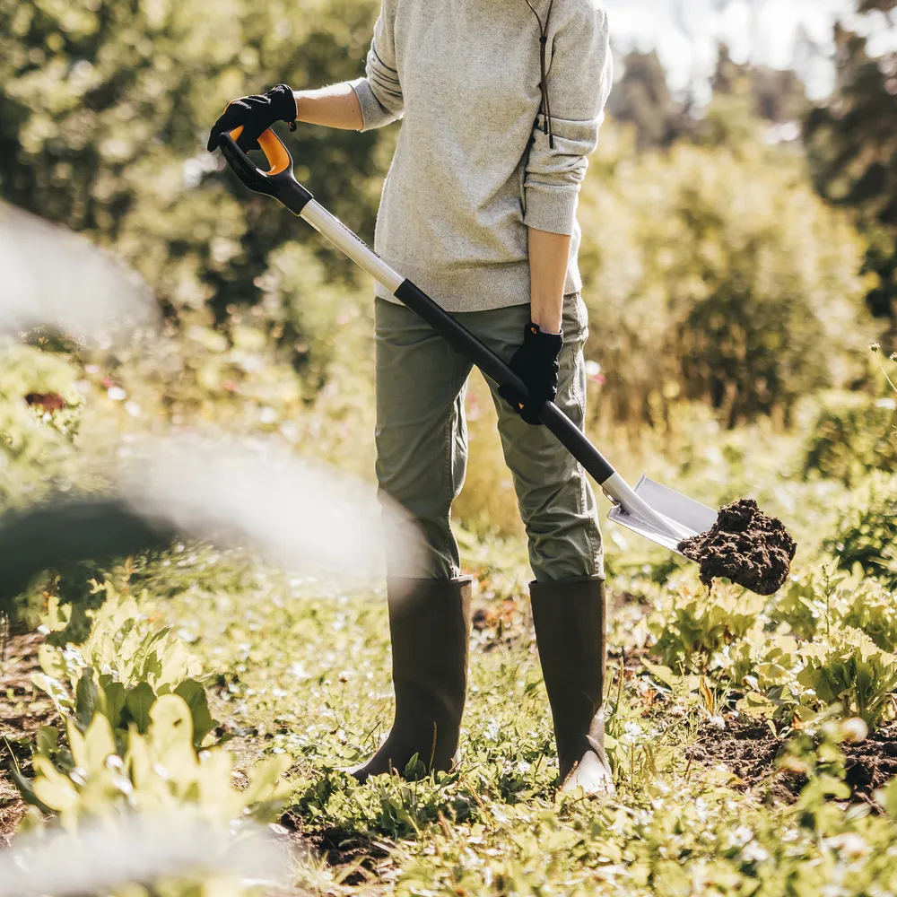 Fiskars Xact Pointed Spade