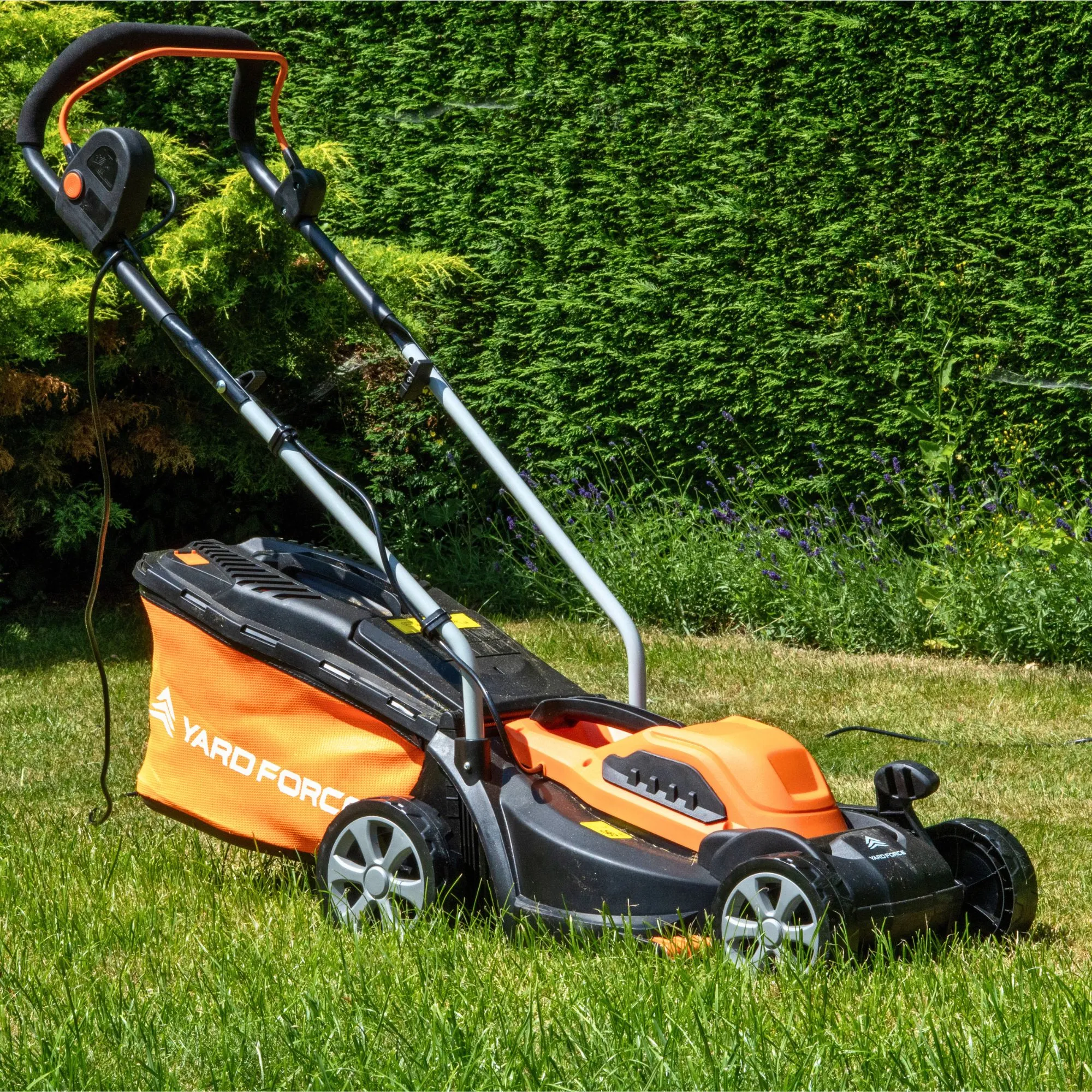 Yard Force 1200W 32cm Corded Electric Lawnmower