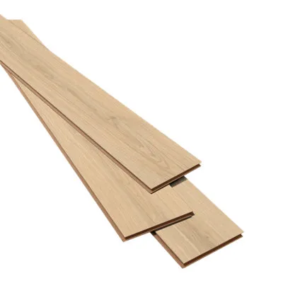 Broadstairs Natural Wood Effect Structured Laminate Flooring 1.99m²