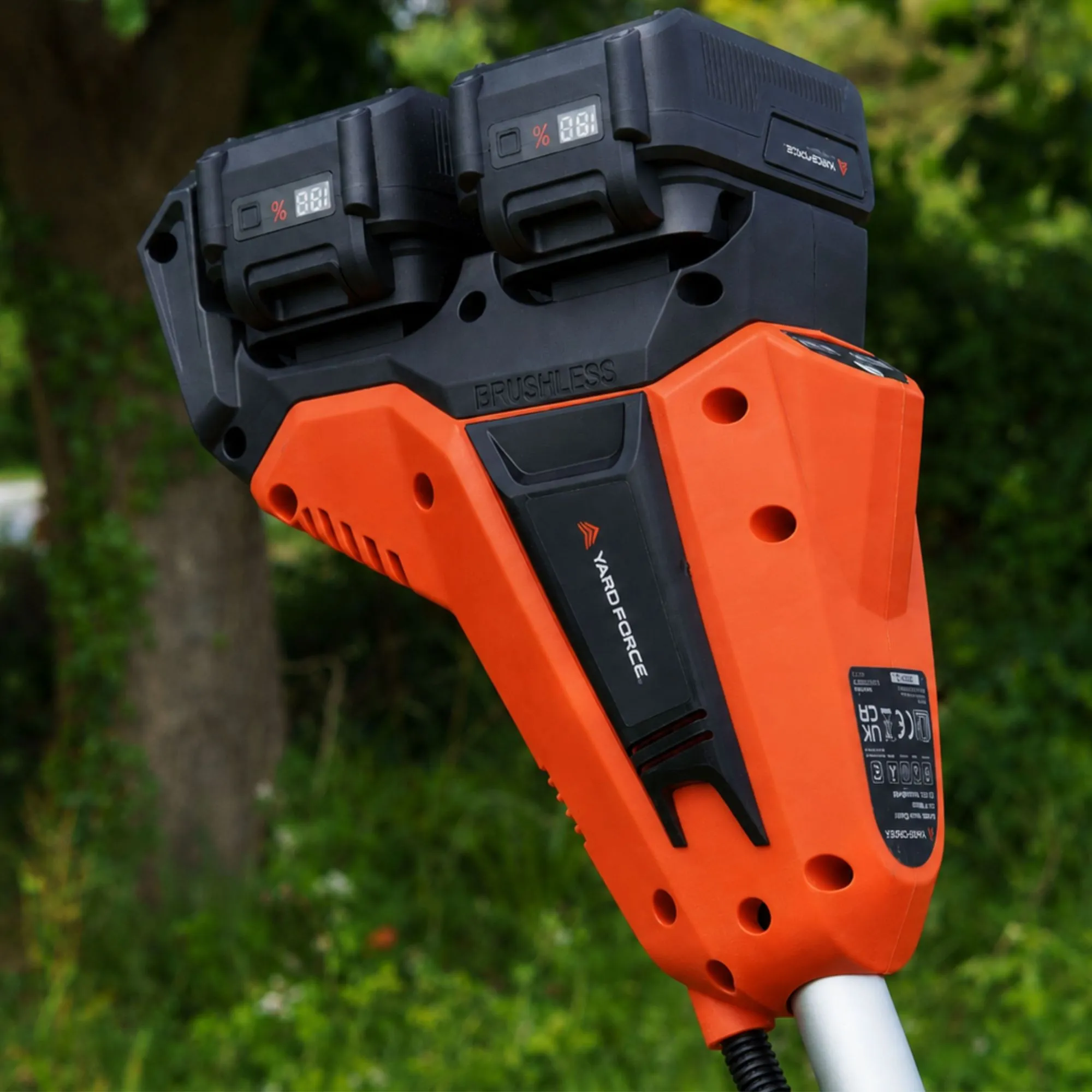 Yard Force 40V (2x20V) Cordless Brushless 2-in-1 Brush Cutter and Grass Trimmer