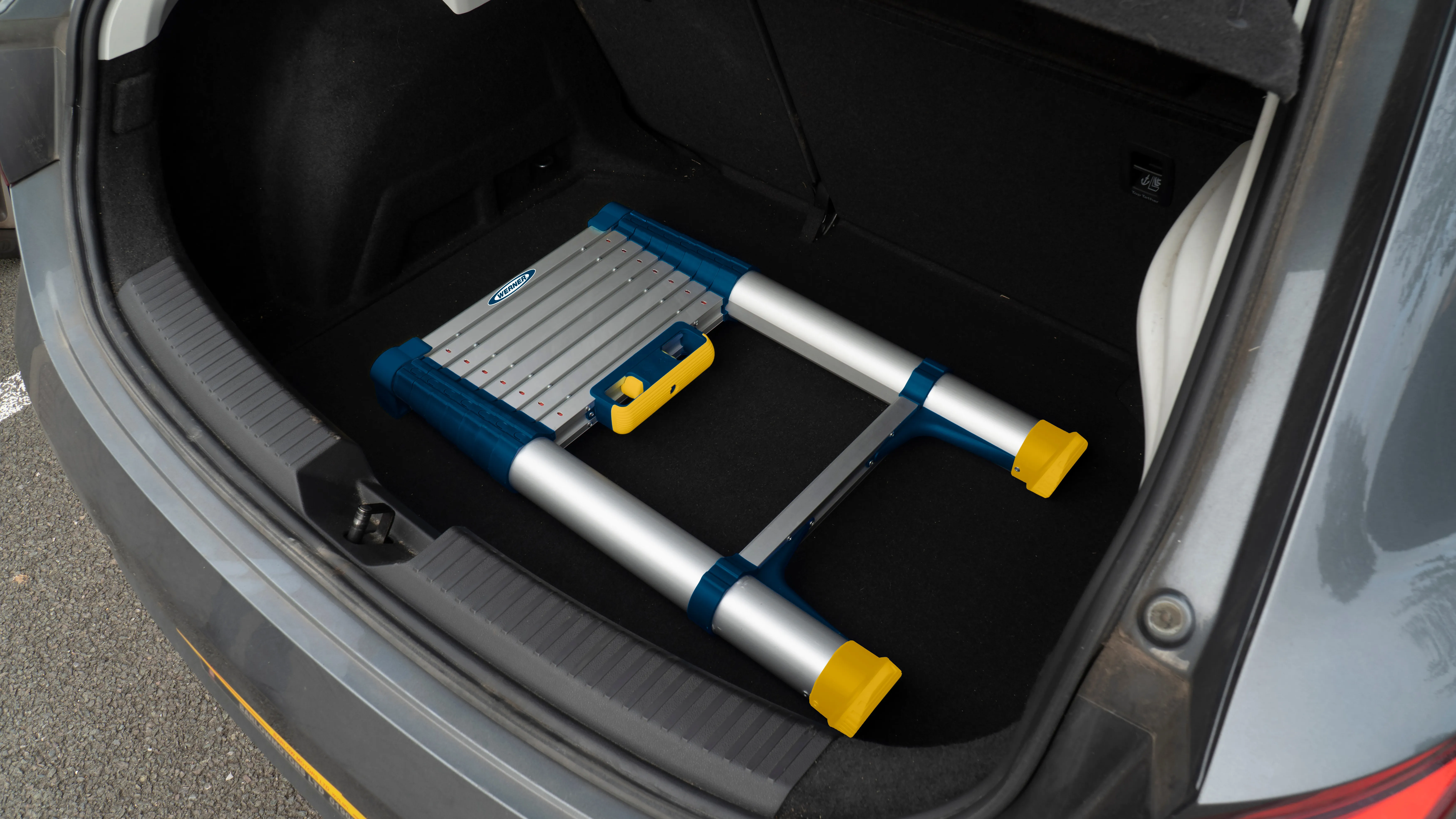 Soft Close Telescopic Extension Ladder