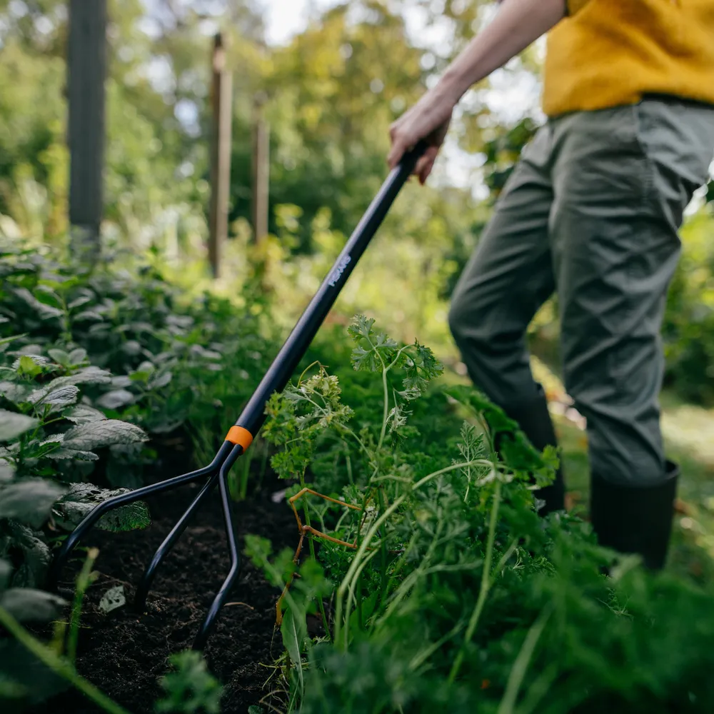 Fiskars Solid Cultivator
