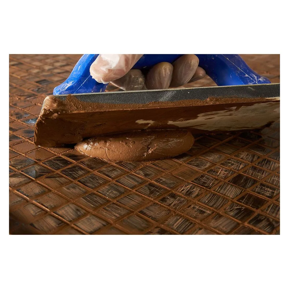 Dunlop Gx-500 Flexible Floor and Wall Tile Grout Conker Brown 10kg
