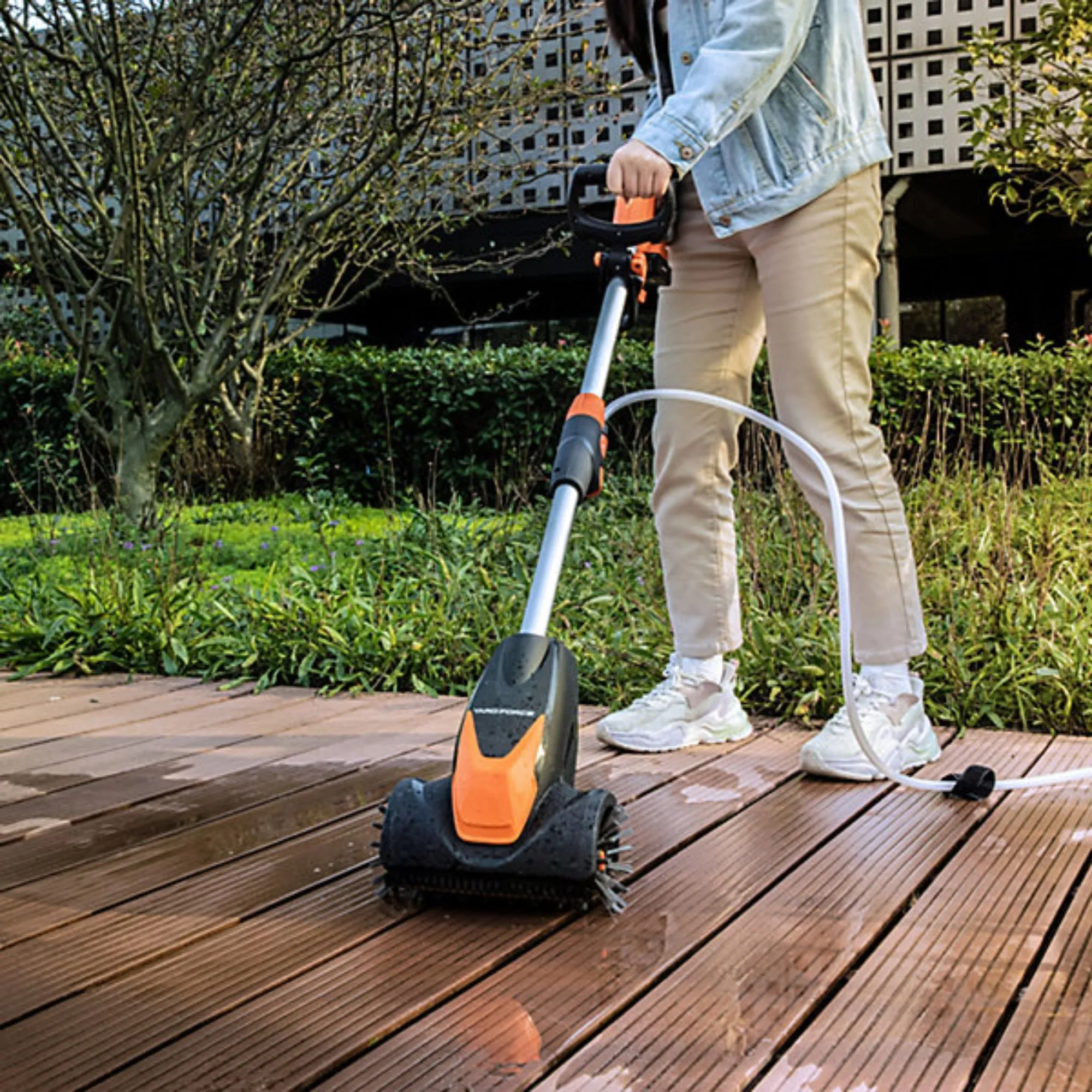 Yard Force 20V Cordless Dual Speed Patio Cleaner