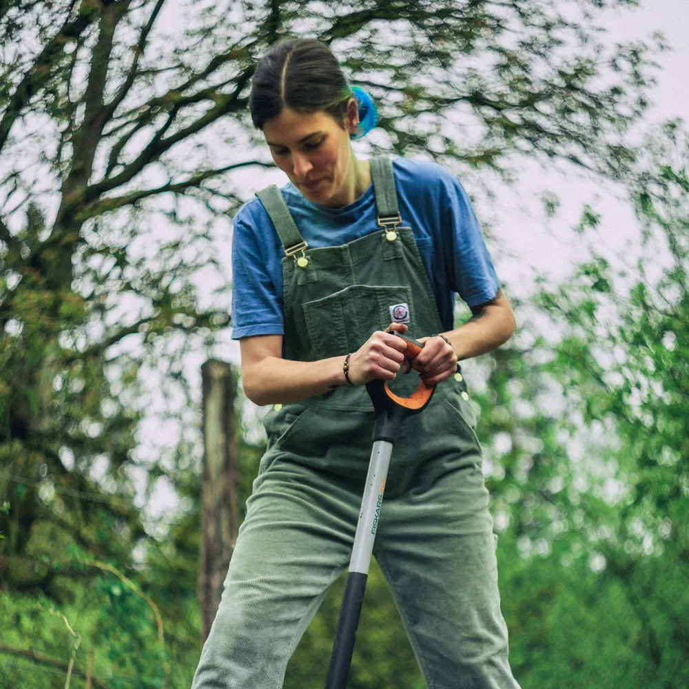 Fiskars Xact Pointed Spade