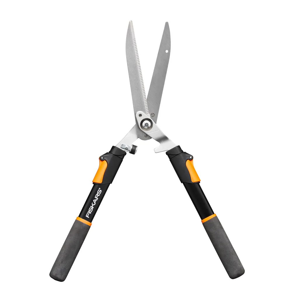 Fiskars Solid Telescopic Hedge Shears