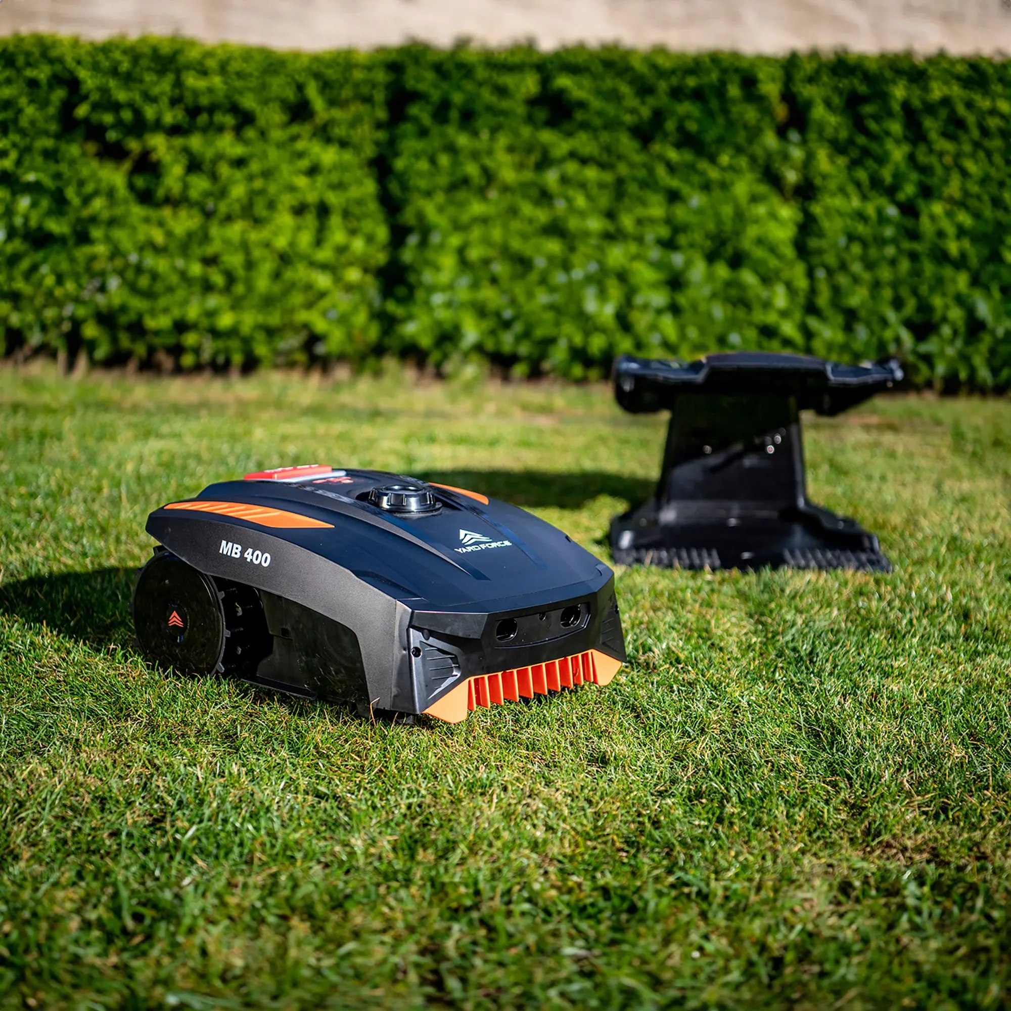 Yard Force MB400 App Controlled Robotic Lawnmower for Small Gardens up to 400m²