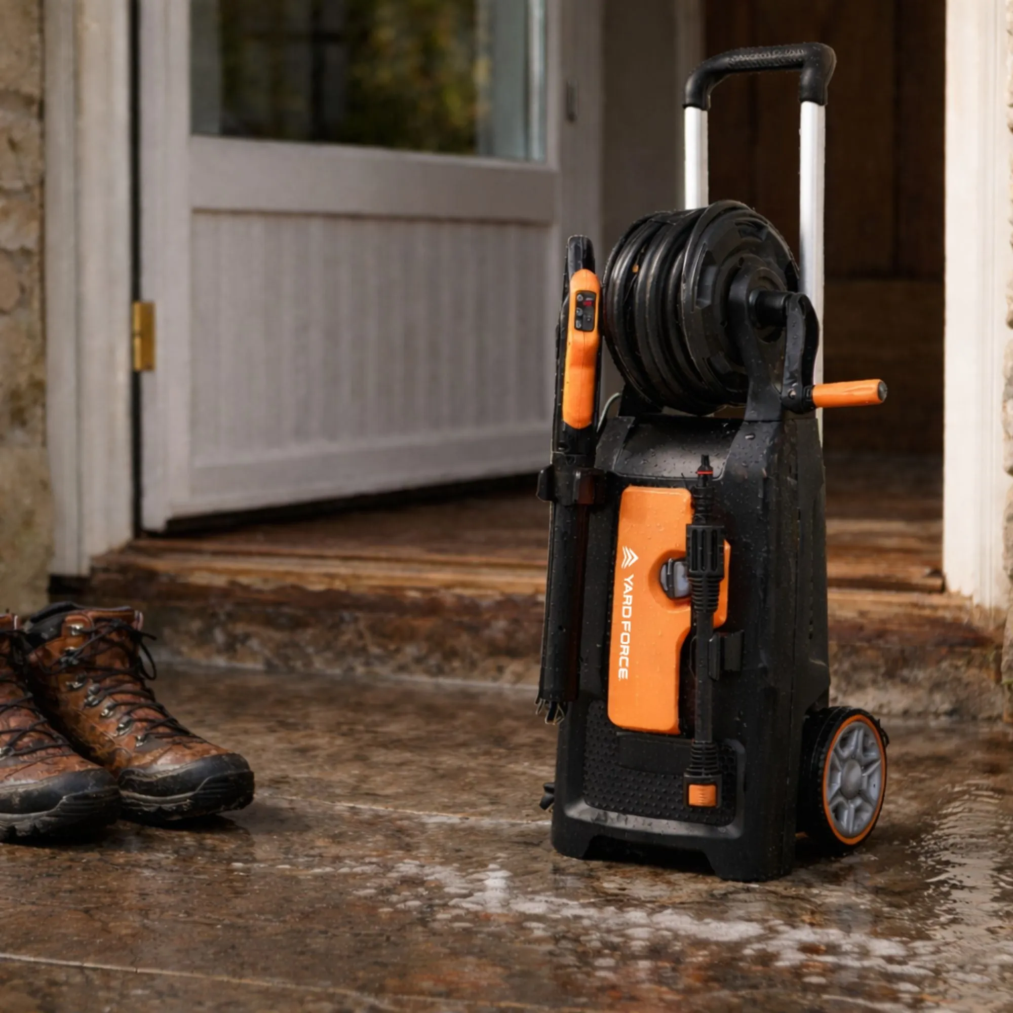 Yard Force 2200W High Pressure Washer 165 Bar 450L/h Flow Rate 6m Hose