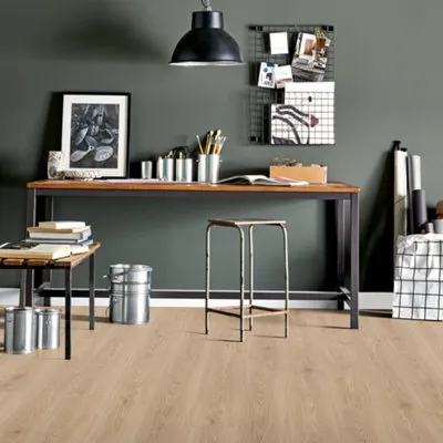 Treviso Wood Effect Structured Laminate Flooring 1.99m²