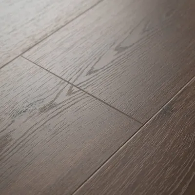 Bicester Wide Oak Effect Laminate Flooring 1.85m²