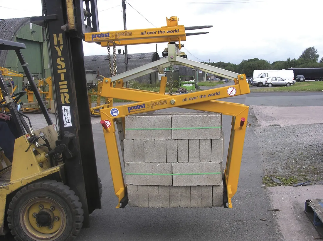 Block Scissor Grab