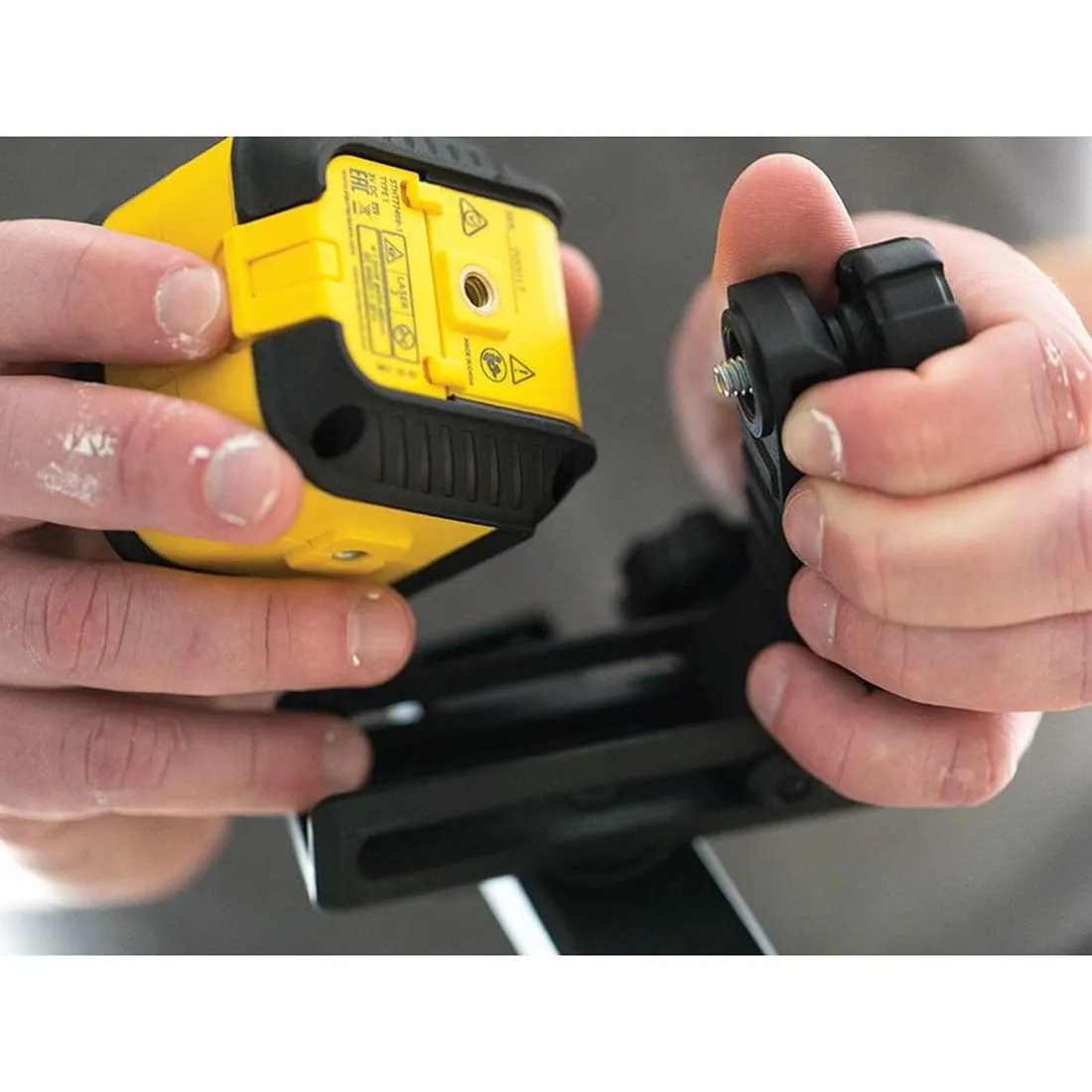 STANLEY Cubix Cross Line Laser Level (Green Beam)