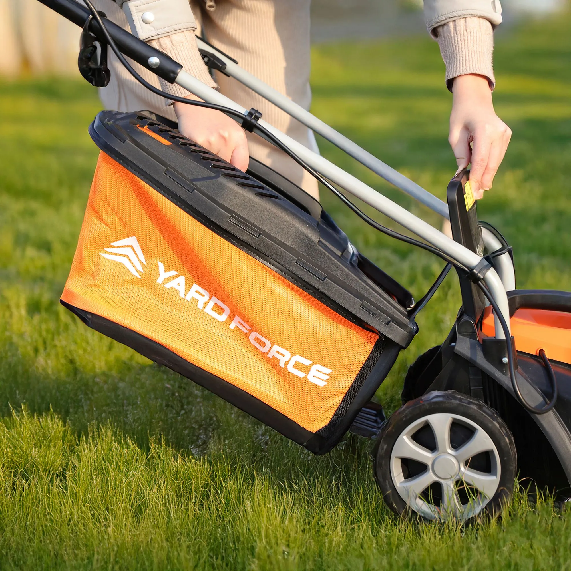 Yard Force 1200W 32cm Corded Electric Lawnmower