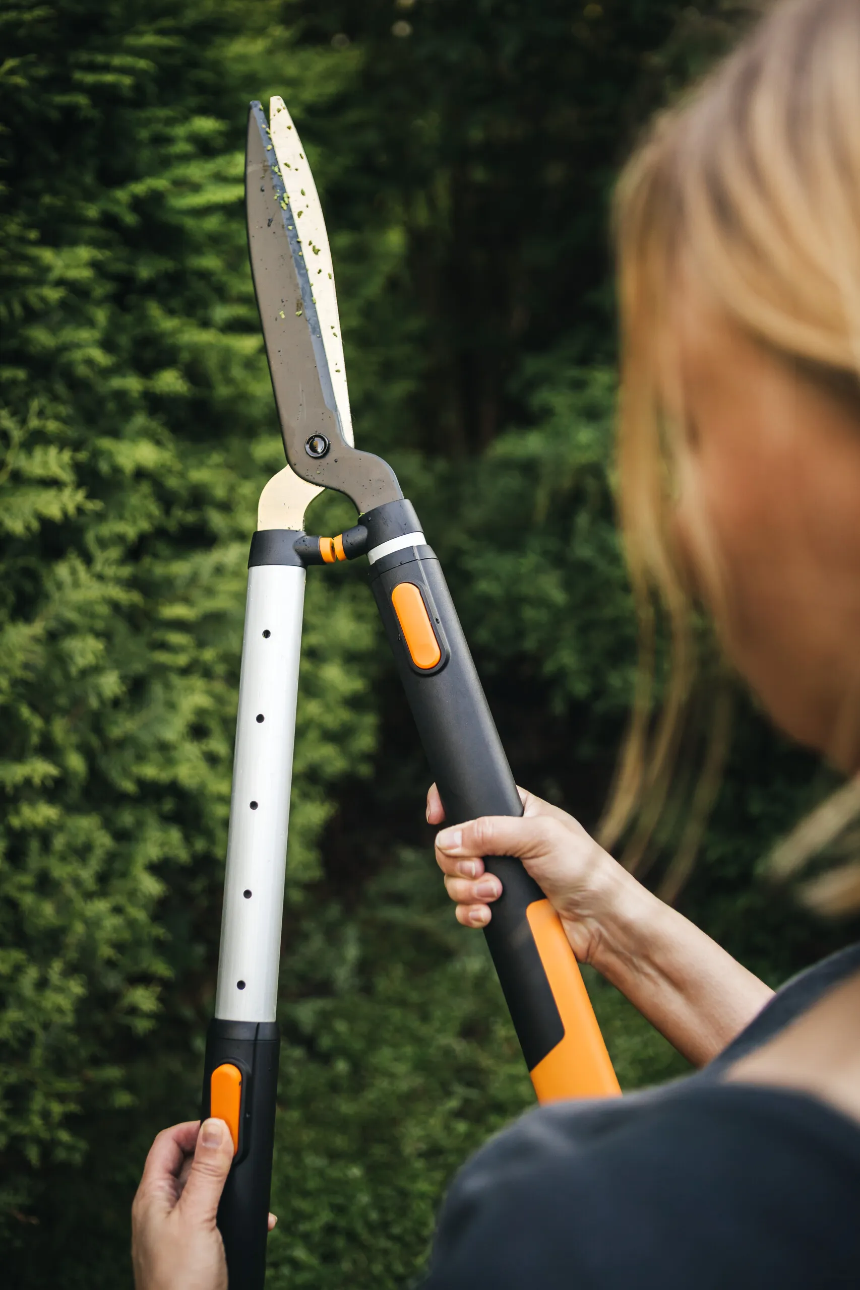 Fiskars HS86 SmartFit Telescopic Hedge Shears