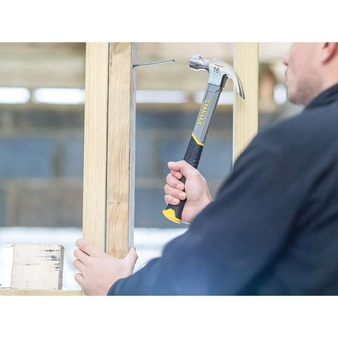STANLEY Curved Claw Hammer Fibreglass Shaft 450g (16oz)