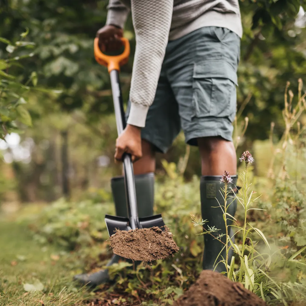 Fiskars Solid Metal Rounded Spade