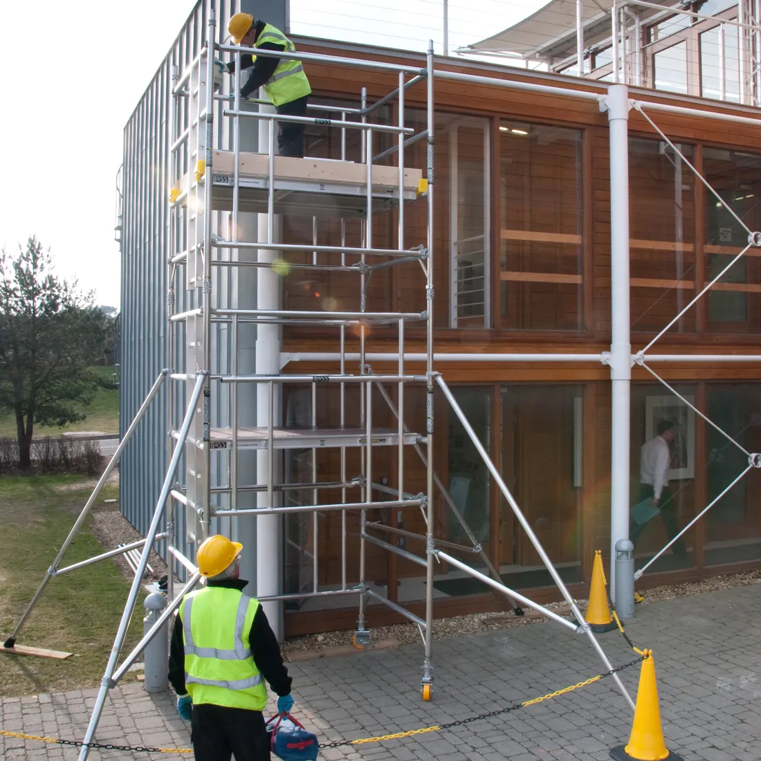 Advanced Guard Rail Towers Narrow Width 1.8m Deck