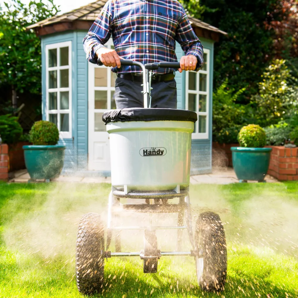 The Handy 23kg (50lb) Broadcast Spreader
