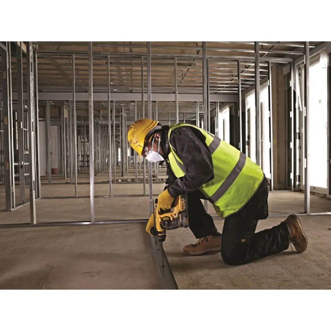 DEWALT DCH253M2 SDS Plus Rotary Hammer 18V