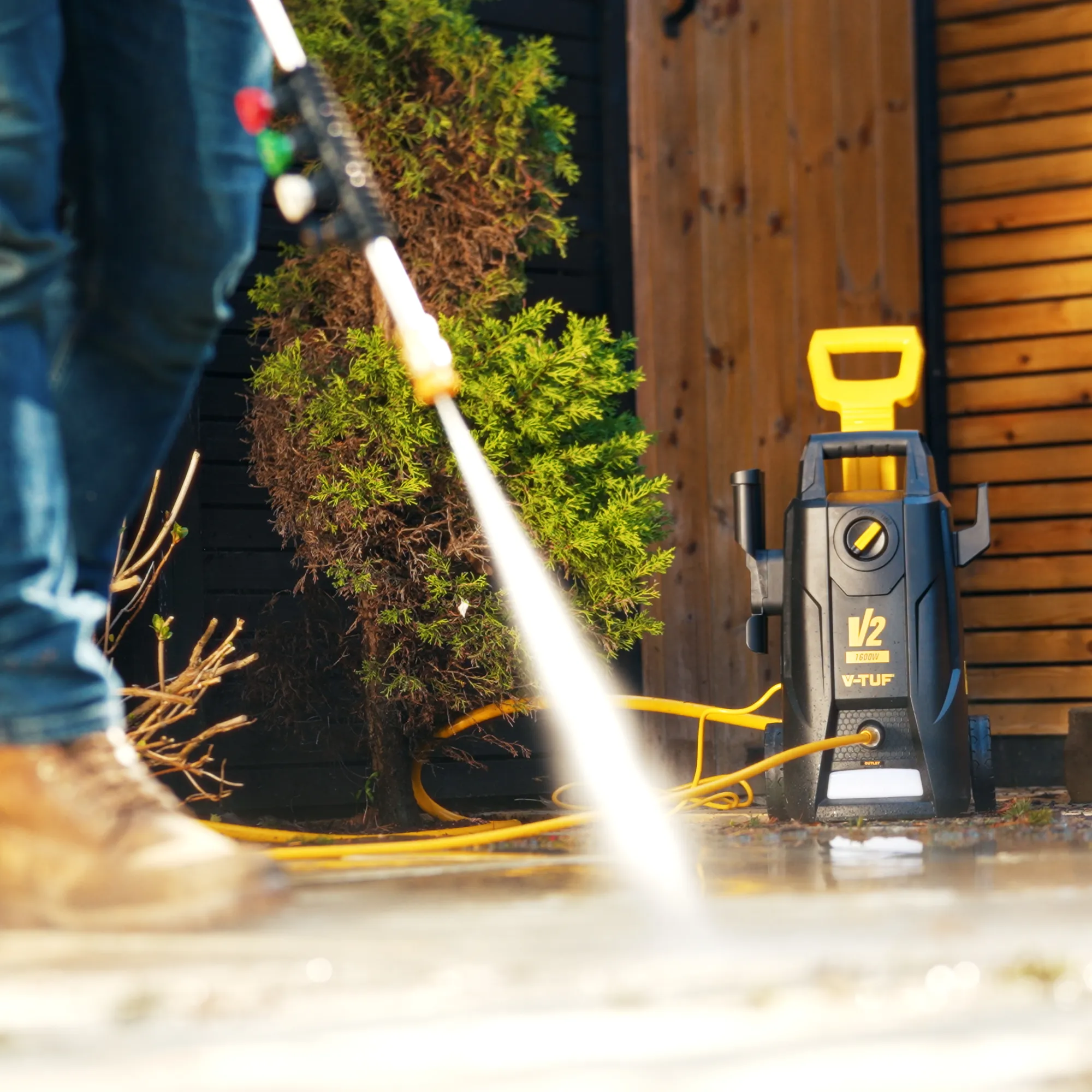V-TUF Portable Pressure Washer X2 240V with Professional Accessories