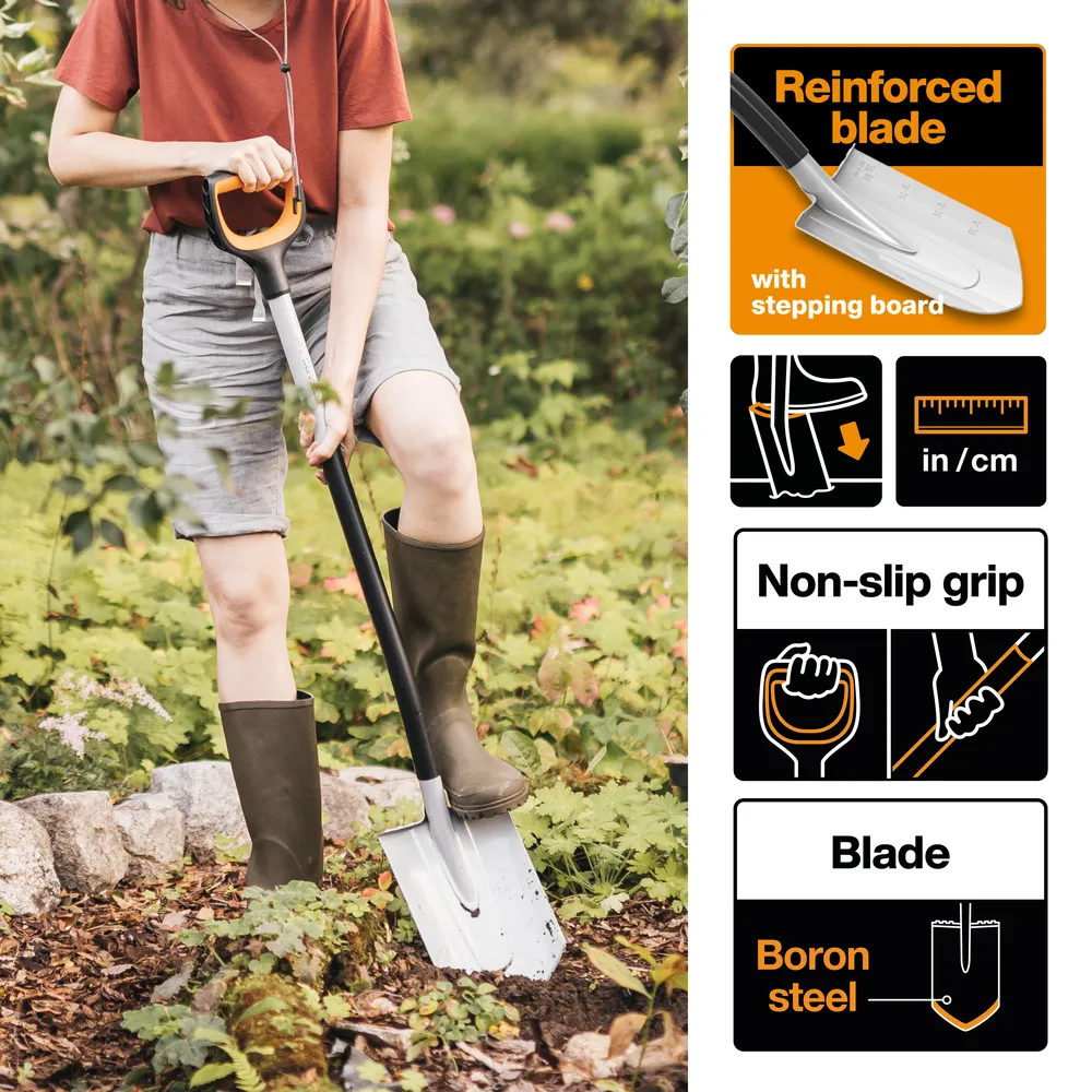 Fiskars Xact Pointed Spade